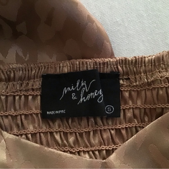 Satin leopard print corset top - Picture 3 of 3